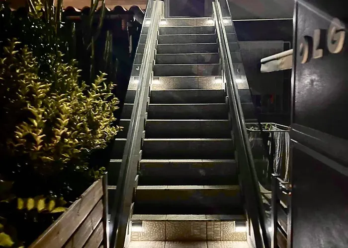 Olga's Front Yard Appartement *